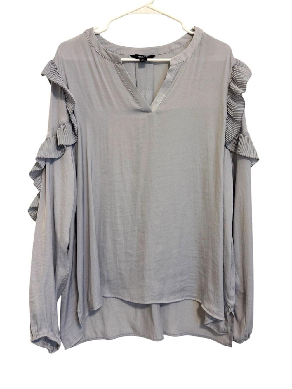 2/$30 Simply Vera Vera Wang Lavender Gray Ruffle Sleeve Blouse Size Large